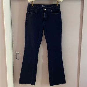 Boden Marylebone indigo wash slim bootcut jeans
